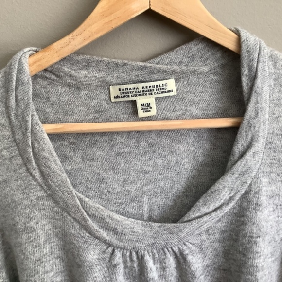 Banana Republic cashmere blend sweater - Picture 8 of 8